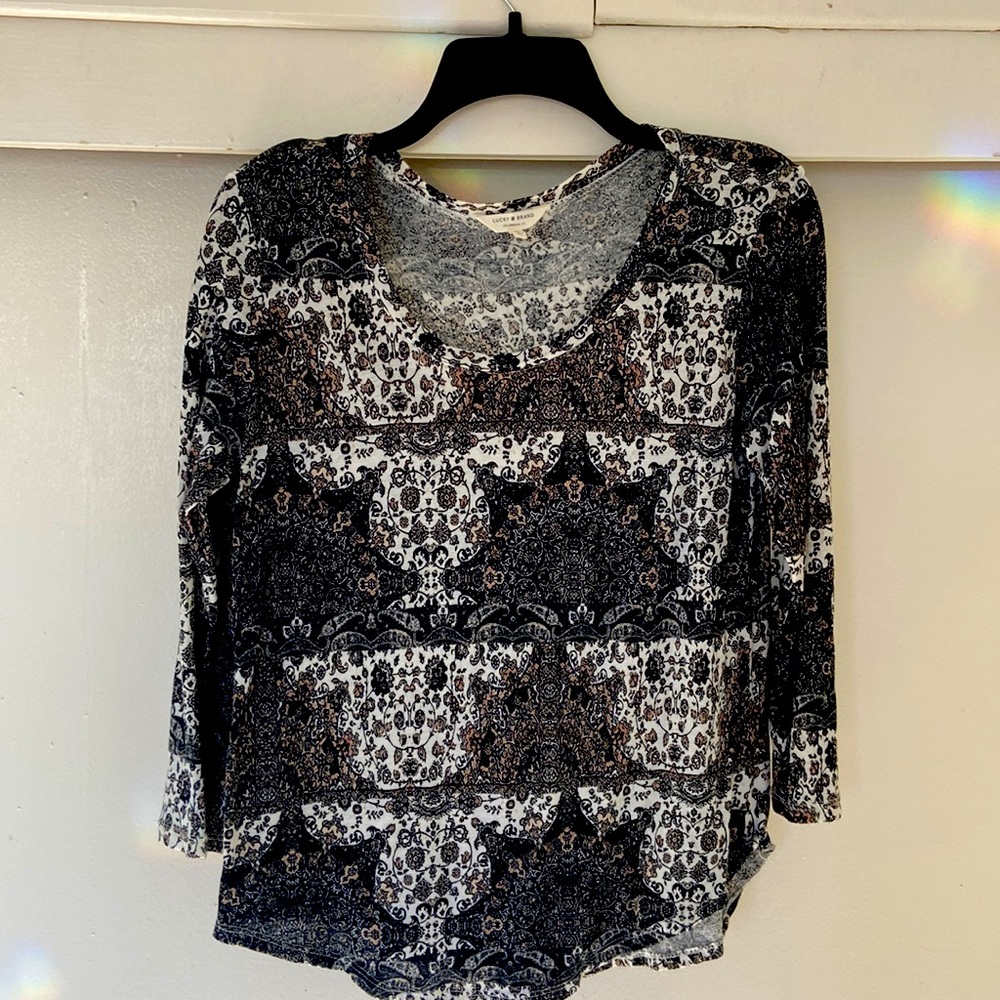 Lucky brand long sleeve tee. bohemian design size small.